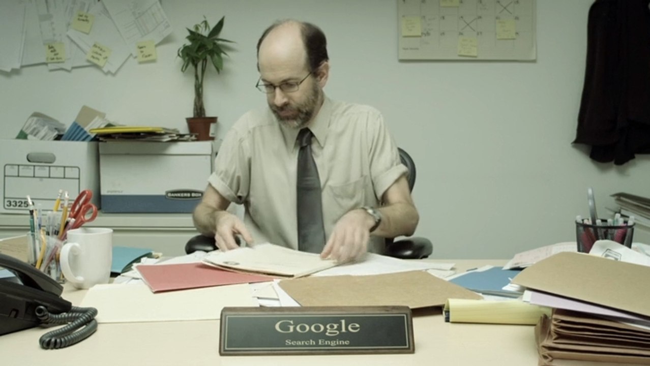 Nous posons des questions absurdes à Google. Le ferions-nous s'il était humain ?