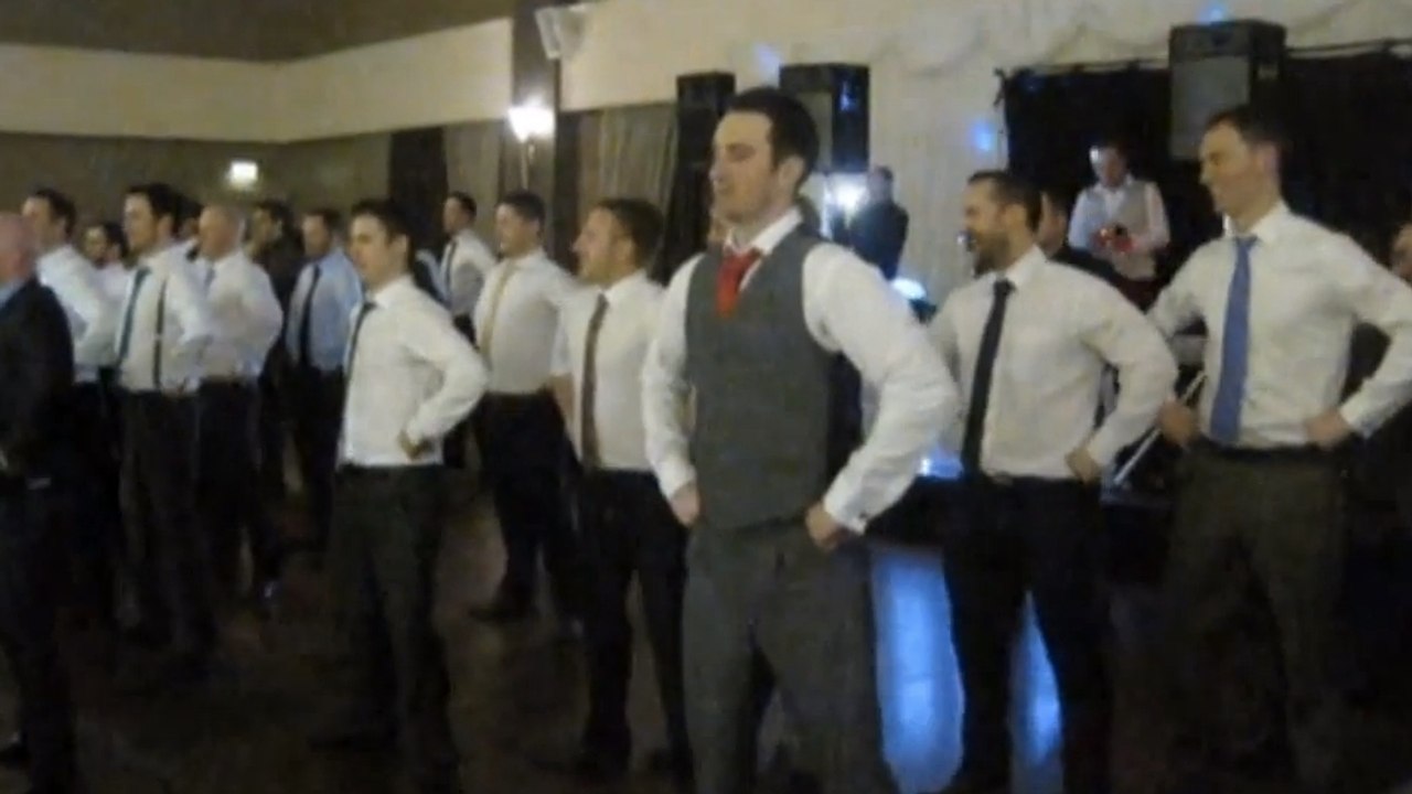 Voici la danse de mariage la plus incroyable du monde. Vous n'allez pas en revenir