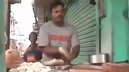 Au restaurant, on voudrait tous des serveurs comme eux. Découvrez pourquoi