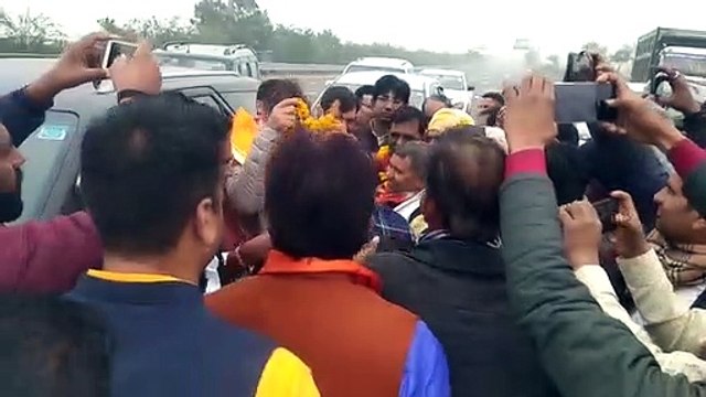 सतीश पूनिया का यूपी में चुनाव प्रचार से पहले हुआ ऐसा स्वागत, देखें ​वीडियो