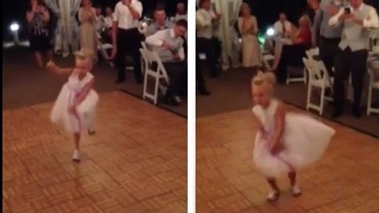 Cette petite fille a décidé de mettre l'ambiance à ce mariage. Son petit numéro est adorable