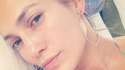 Jennifer Lopez : elle dévoile un selfie sans maquillage