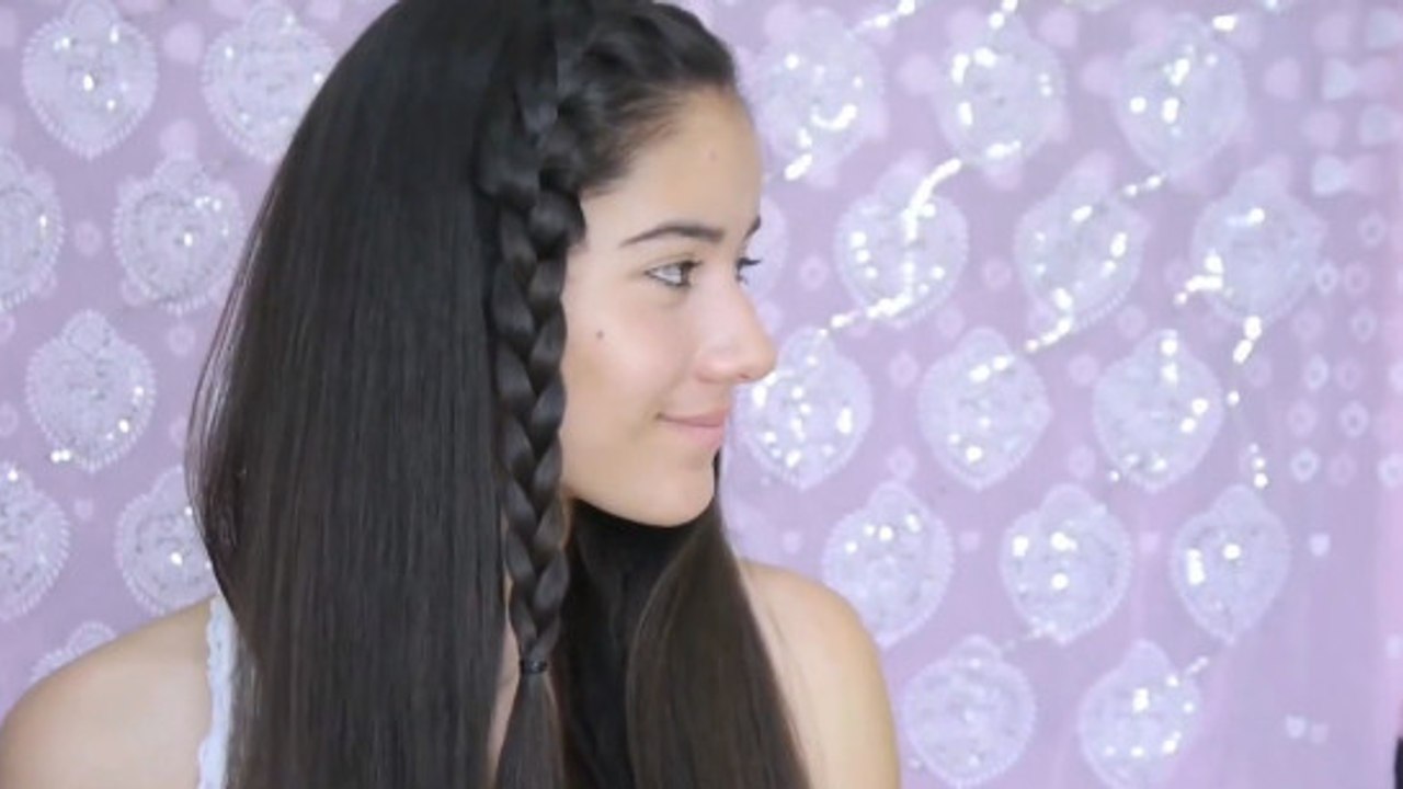 Comment réaliser une side braid, tresse sur le côté ? Suivez notre tuto