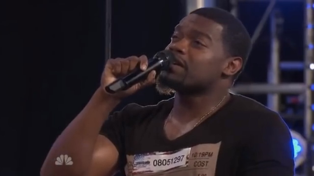 Ce jeune chanteur au talent insoupçonné a ébloui le jury d'America's Got Talent. Vous n'allez pas en revenir