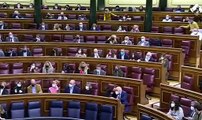 El dardo del PSOE a Casado y Abascal: 