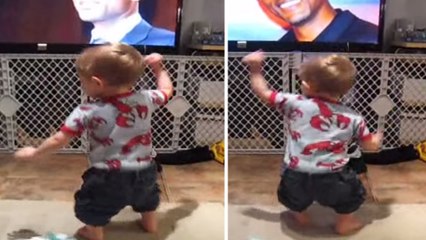 Ce bébé se livre à une danse endiablée. Il va vous faire craquer