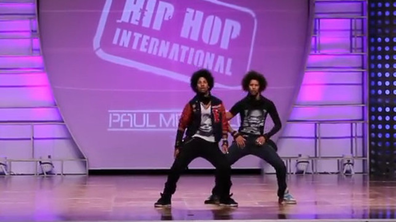 Ces jumeaux réalisent un numéro de hip hop extraordinaire. Attention, talent !