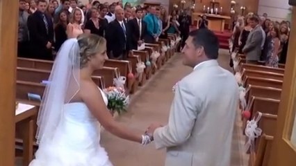 Ce père fait un cadeau exceptionnel à sa fille le jour de son mariage. Un moment plein d'émotion !