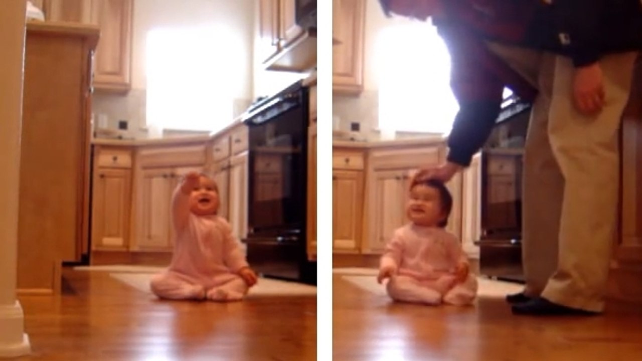 Cette petite fille est toujours heureuse de voir son père. Sa réaction est attendrissante