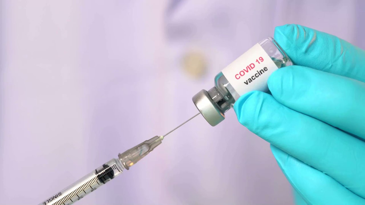 Arzt wettert gegen Bundesregierung: 96 Impfungen pro Tag unmöglich!