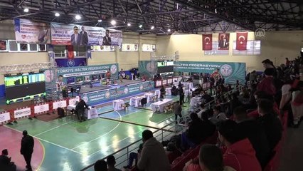Büyükler Ferdi Türkiye Halter Şampiyonası Çorum'da başladı