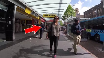 A Auckland, une femme s'expose au harcèlement de rue. Le résultat est très surprenant