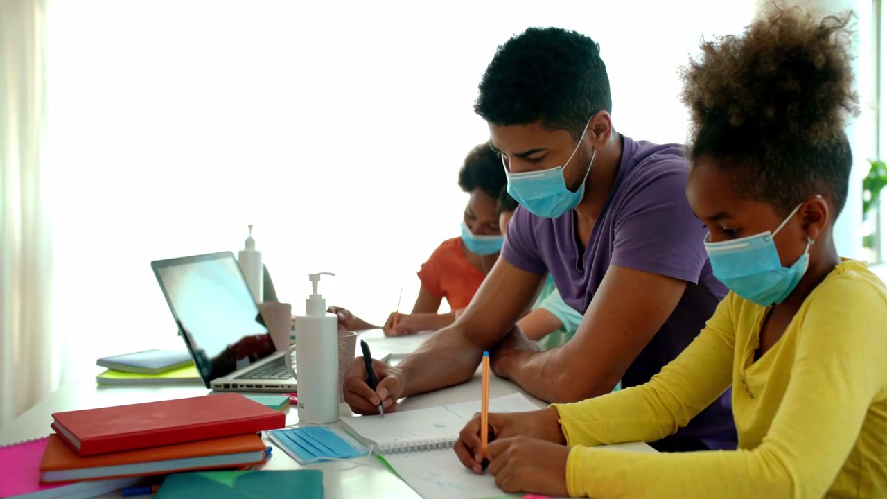 Coronavirus: Diese Ansteckungsgefahr besteht innerhalb der Familie