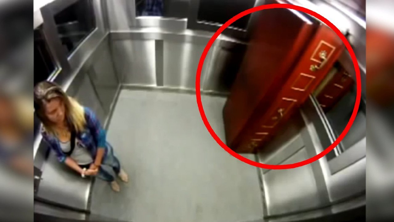Ils se sont retrouvés coincés dans un ascenseur avec un cercueil. Un très mauvais présage...