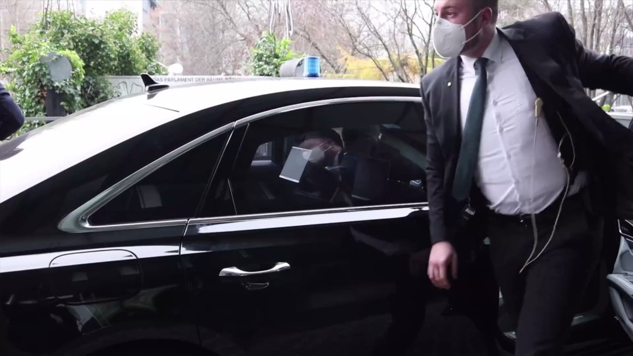 Mit diesem Vorgehen will Spahn an mehr Impfstoff-Dosen kommen