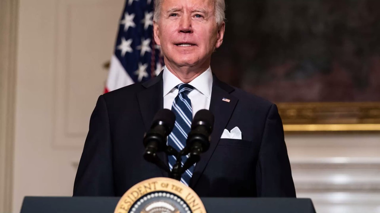 Jeder will das Meme-Merch: Bernie Sanders spendet Einnahmen an Wohltätigkeitsorganisation