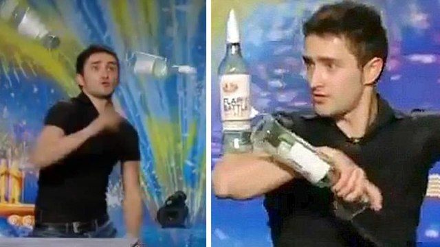 Ce barman défie les lois de la gravité. Son talent va vous scotcher