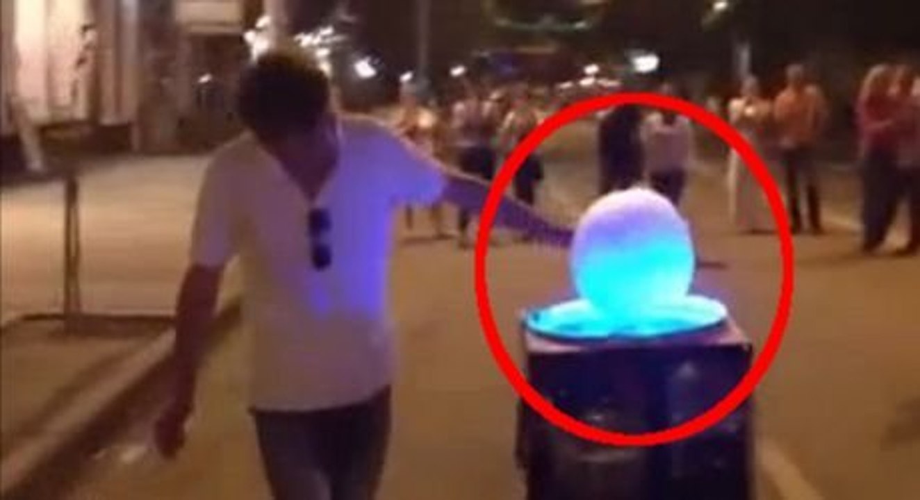 Voilà la technique la plus stylée pour faire des barbes à papa !