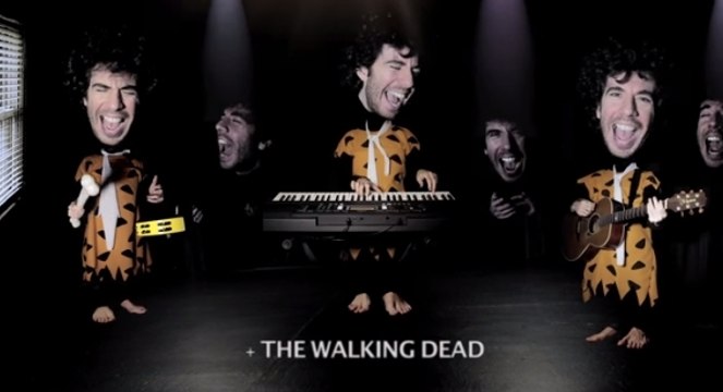 Ce musicien joue 20 génériques de séries télé en 2 minutes. Le résultat est génial !