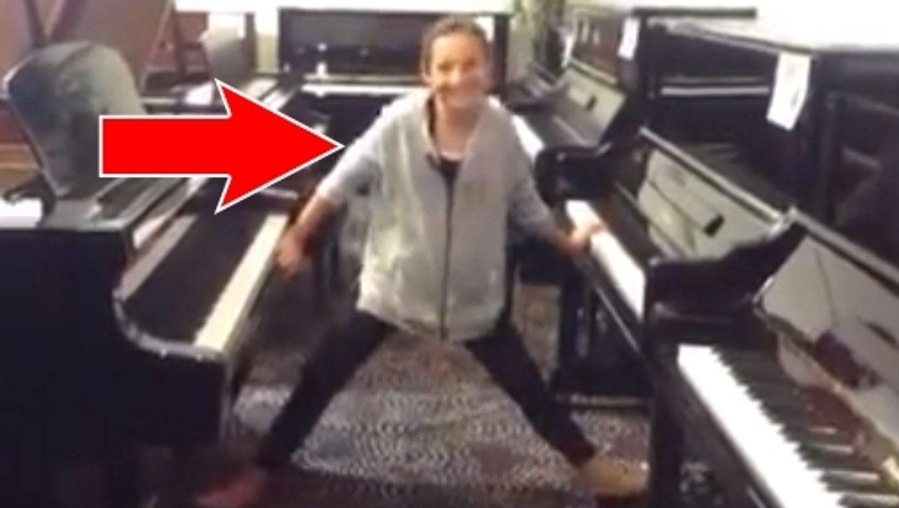 Cette fille de 12 ans est entrée dans un magasin de musique. La suite a fait halluciner tout le monde