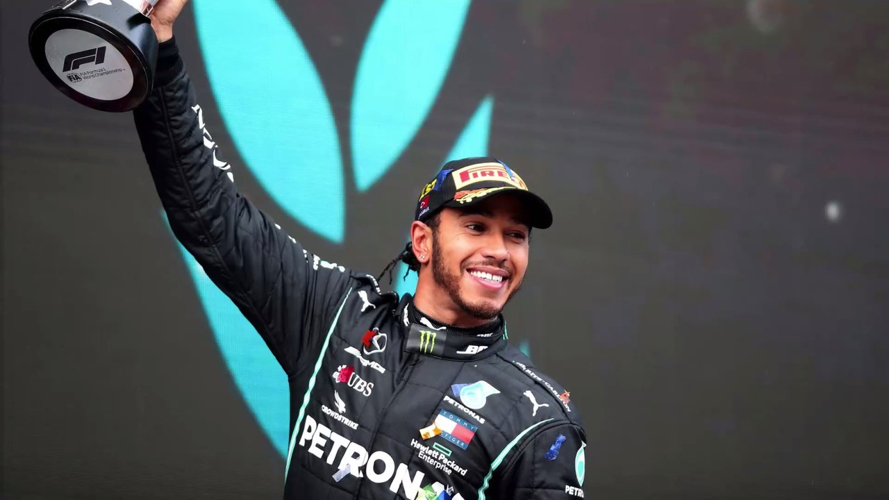 'Ich weiß, dass diese ungewissen Zeiten dunkel sein können': Lewis Hamilton spricht seinen Fans Mut zu