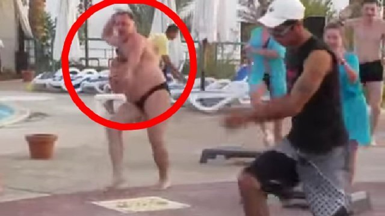 Ce touriste Russe s'est incrusté dans un cours de danse. Et il a fait rire tout le monde