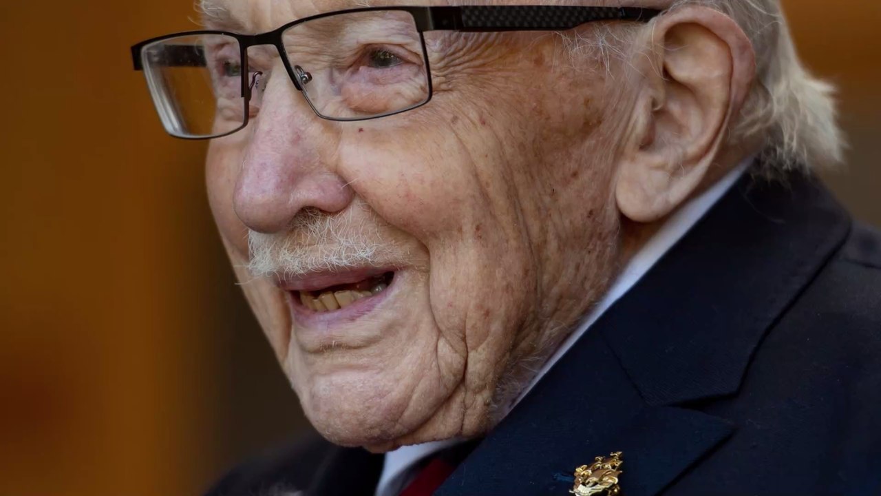 Queen spricht Beileid aus: Corona-Held Sir Tom Moore ist an Covid-19 verstorben