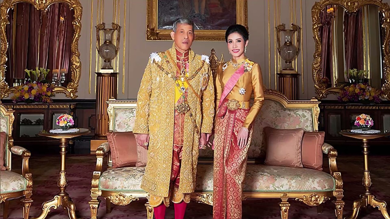 Trotz Verbots: Thai-König Rama X ernennt seine Nebenfrau zur zweiten Königin