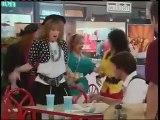 How I Met Your Mother Saison 0 - Robin Sparkles - Let's Go to the Mall (full version) (EN)