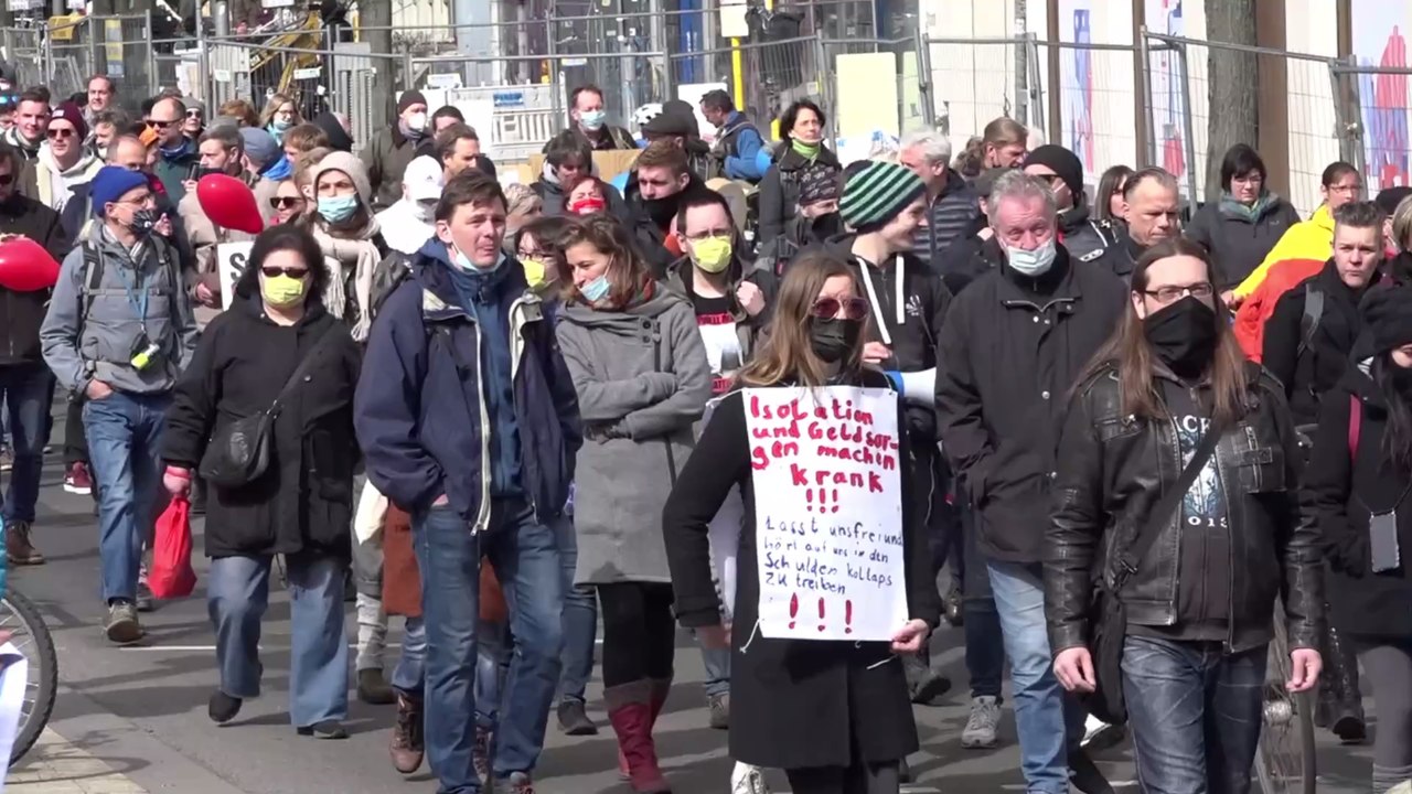 Corona: Merkel will härter denn je durchgreifen