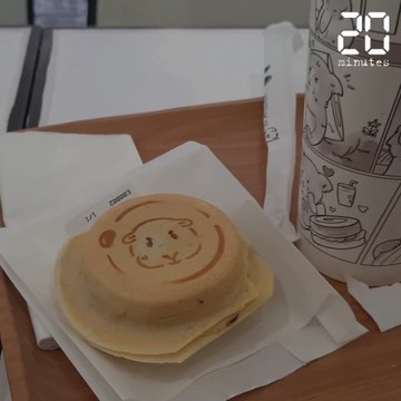 Paris: Voyage en noir et blanc au café 2D Atelier