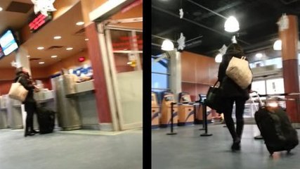 Cette femme vient de rater son ferry. Sa réaction ne se fait pas attendre !