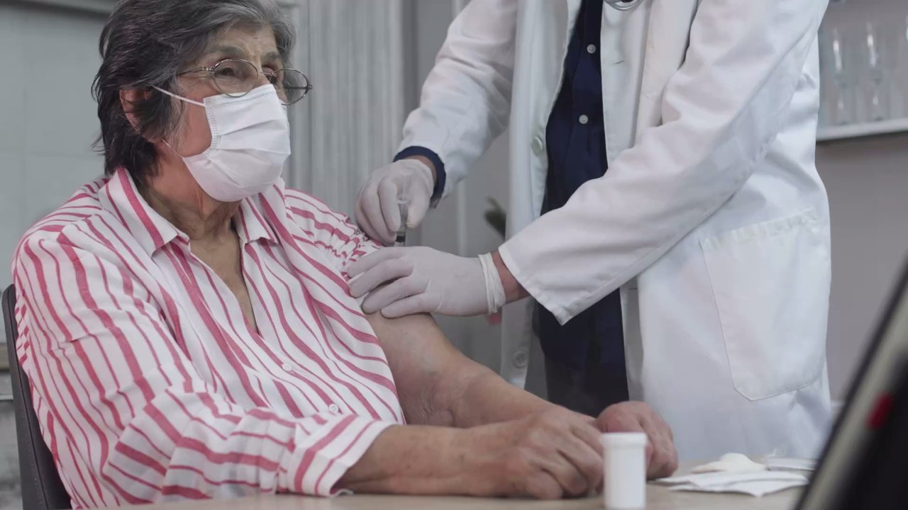 Impfstoff-Durchbruch: Bald viel mehr Biontech für Europa als erwartet!