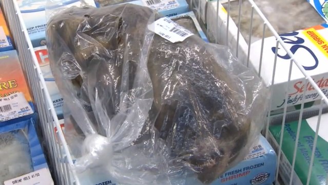 En allant acheter de la viande congelée, ils ne pensaient jamais tomber sur ça !