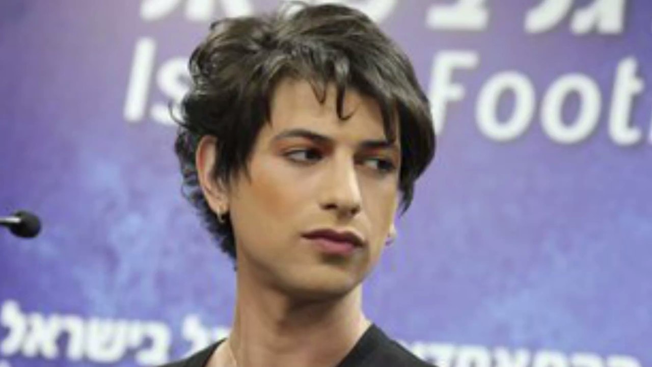 Israel: Fußball-Liga unterstützt Trans-Schiedsrichterin bei ihrer Geschlechtsangleichung