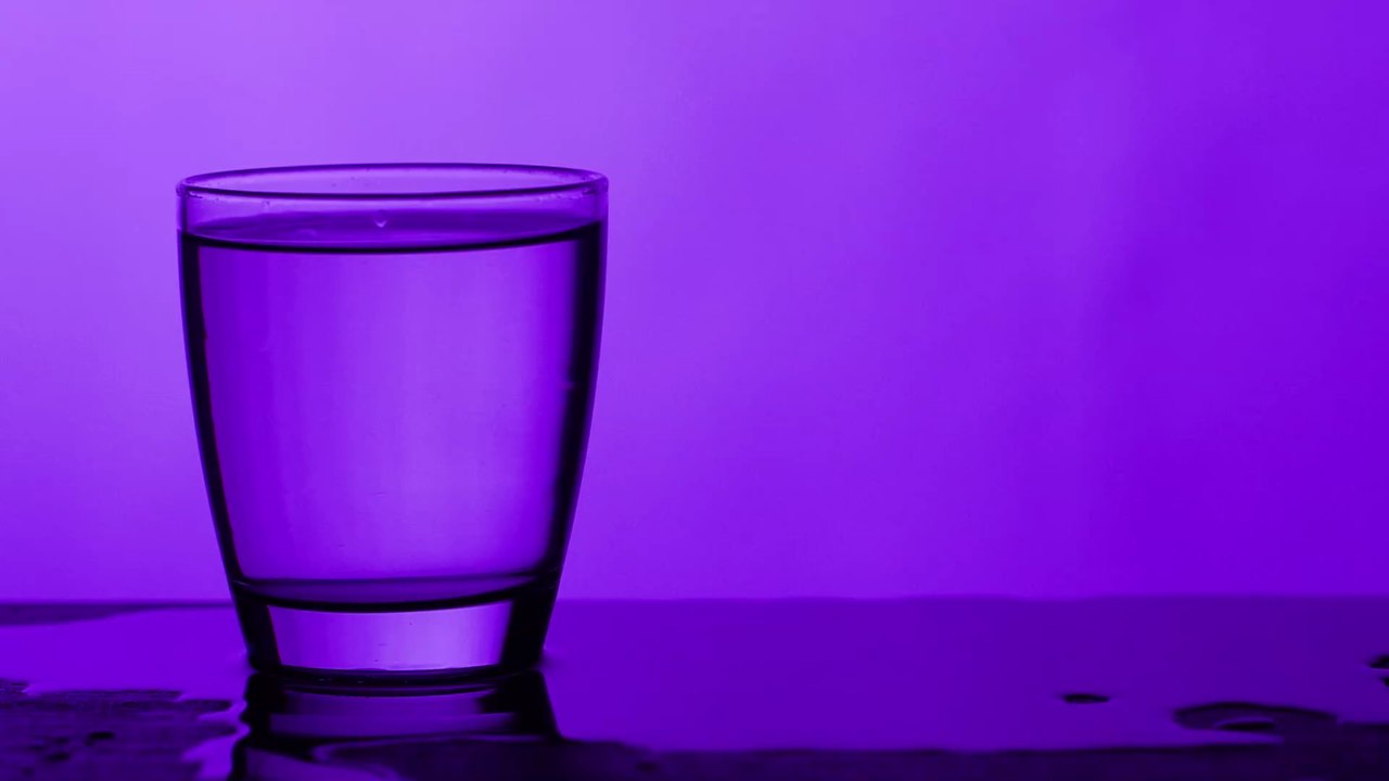 Vorsicht Infektions-Gefahr: Darum solltet ihr kein abgestandenes Wasser trinken