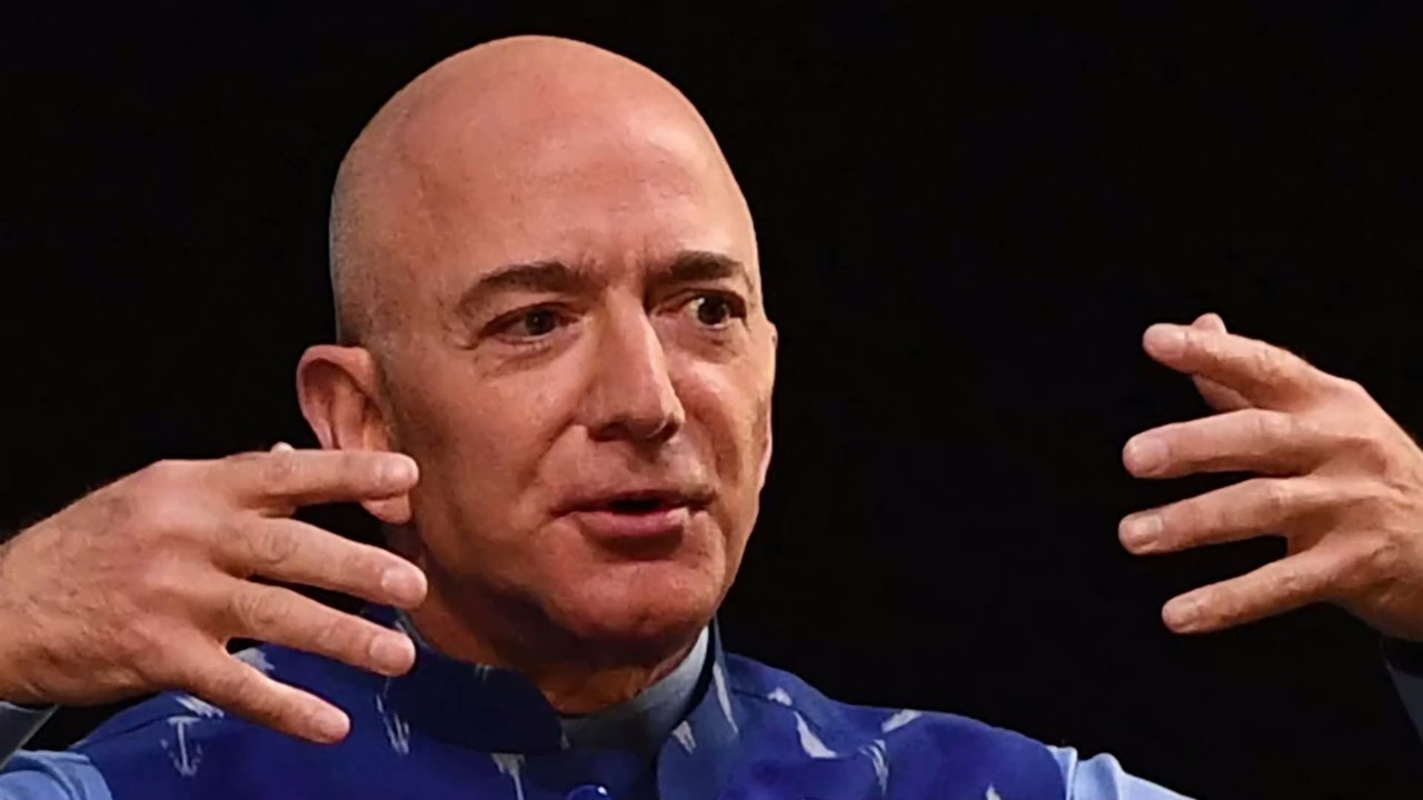 Jeff Bezos fliegt ins All: Er nimmt seinen Bruder mit auf das Abenteuer