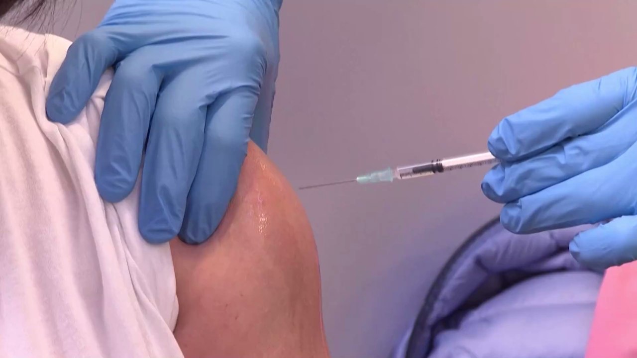 Tinder zum Impfen: Start-Up revolutioniert die Impfstoff-Vermittlung