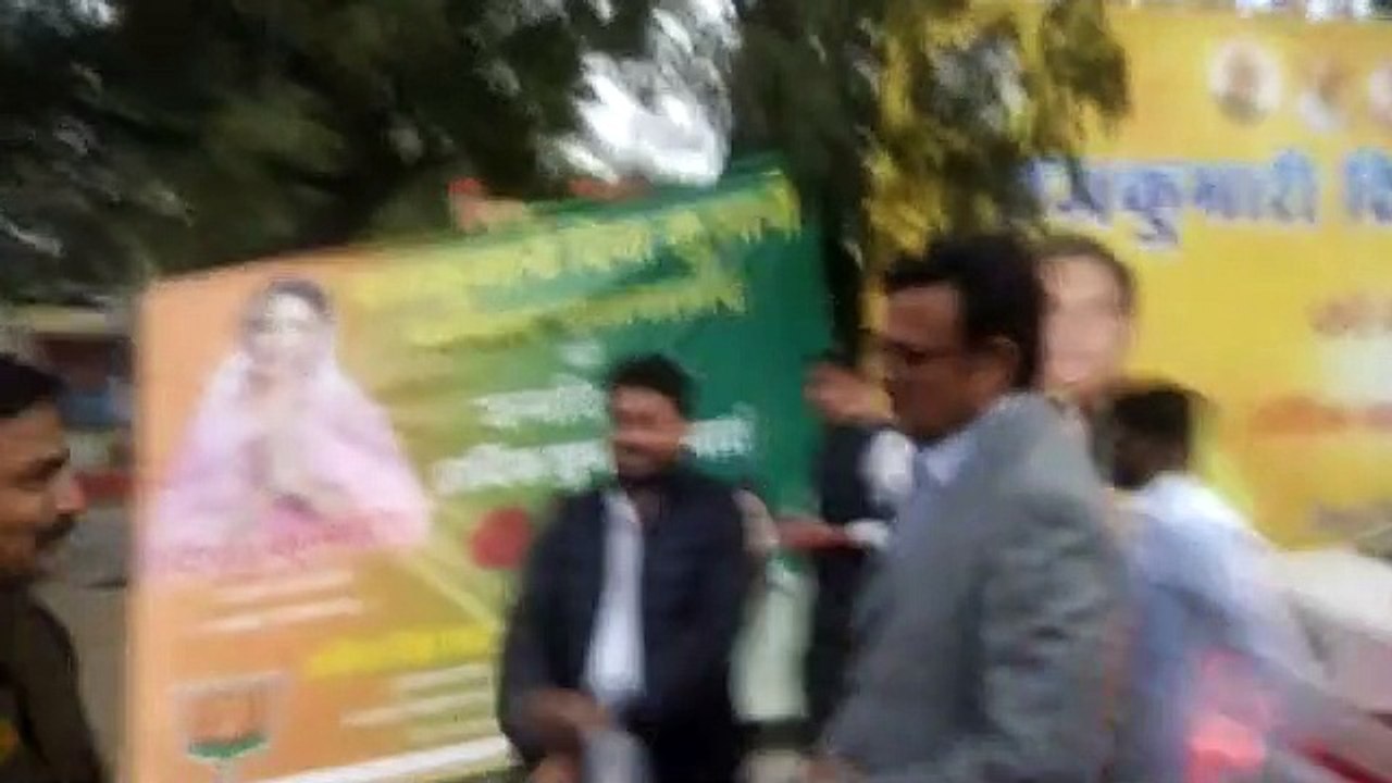 भाजपा कार्यालय पर पुलिस के पहुंचने पर राजेन्द्र...