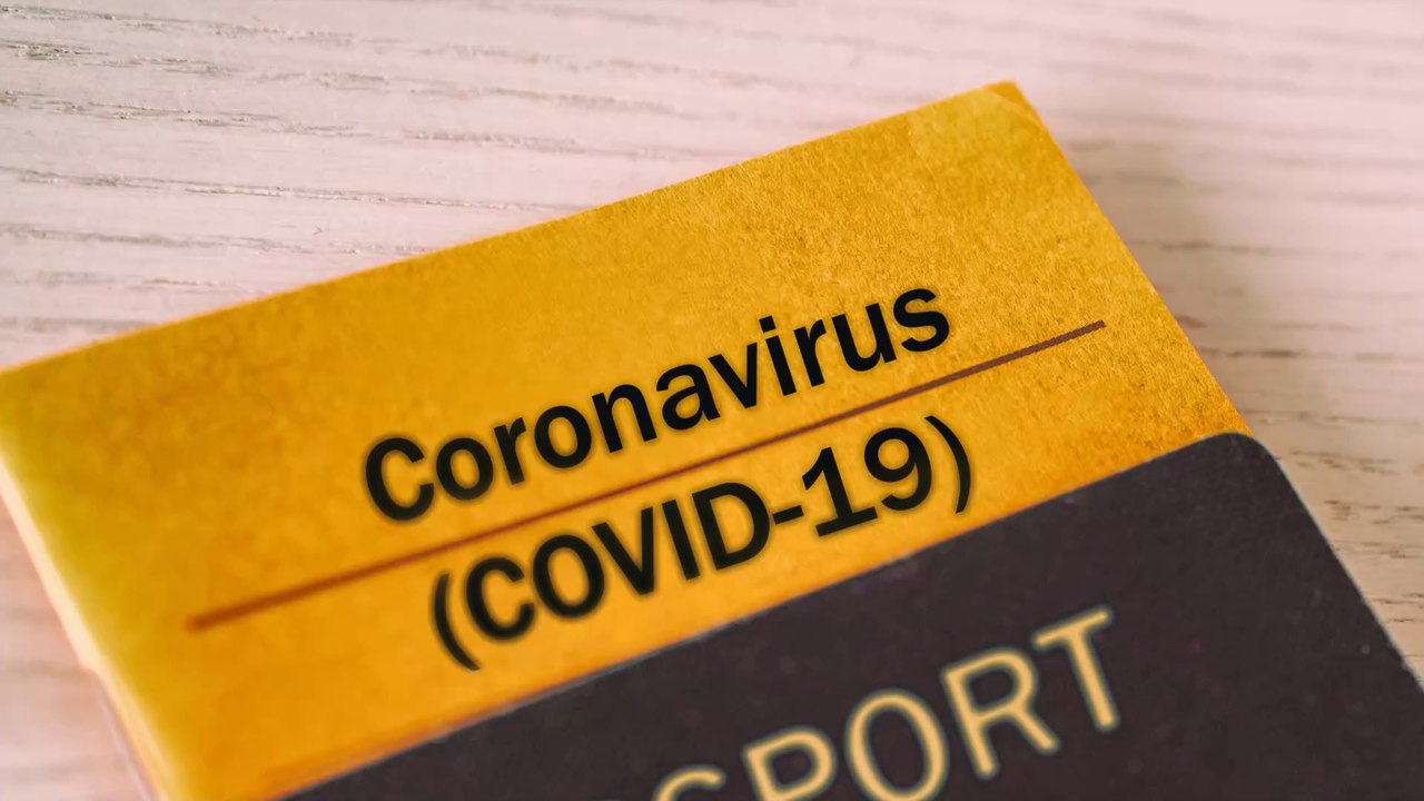 Corona-Impfausweis mal eben per Post: Youtuber Marvin Wildhage erklärt, wie leicht es geht!