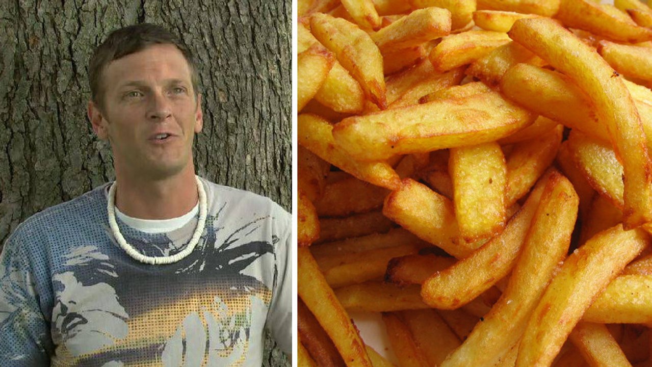 Ce mec est ivre quand il mange des frites. Découvrez pourquoi