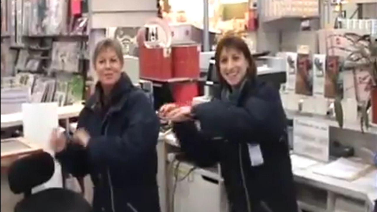 Les employés du Castorama d'Angoulême font le buzz avec un clip délirant