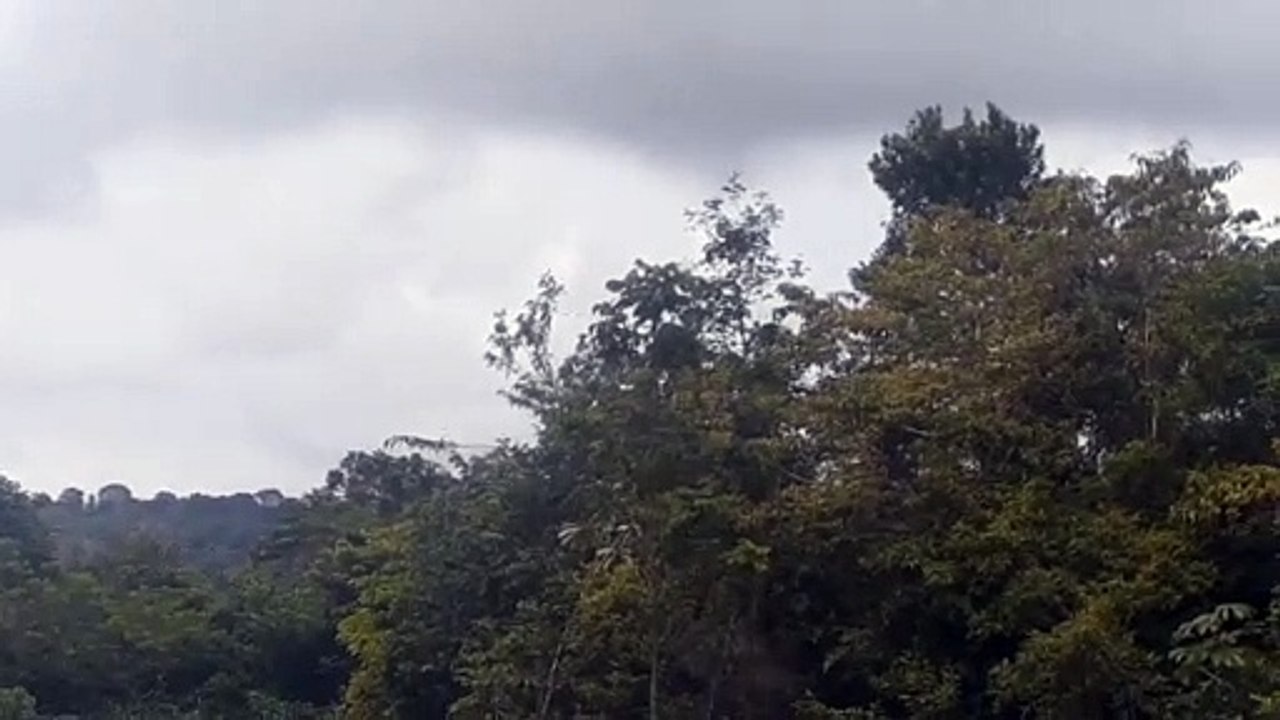 Airbus A330 PR-AIW vindo de Campinas e Airbus A320NEO PR-XBF vindo de Brasília