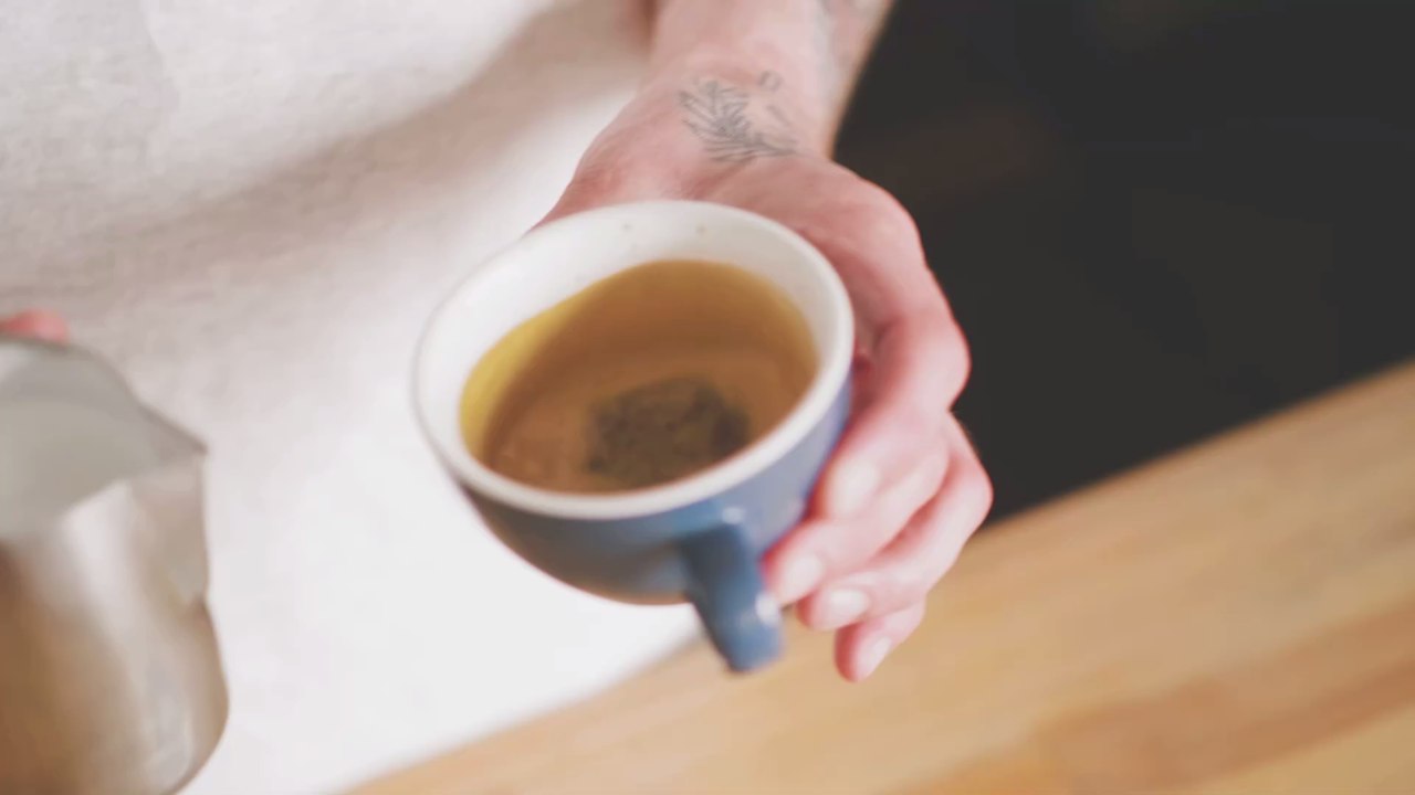 Weshalb du Kaffee niemals auf nüchternen Magen trinken solltest