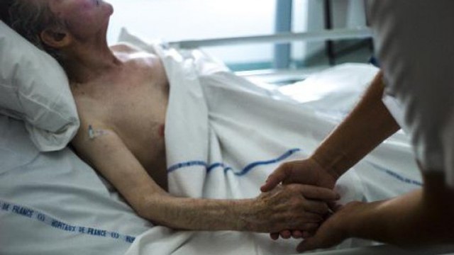 La sédation profonde et continue désormais autorisée pour les patients en fin de vie