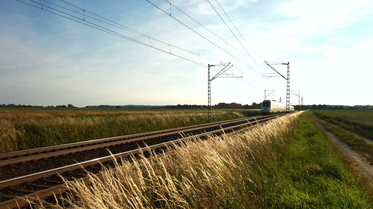 Endlich Netz! So möchte die Bahn und bis 2026 schnelles Surfen ermöglichen