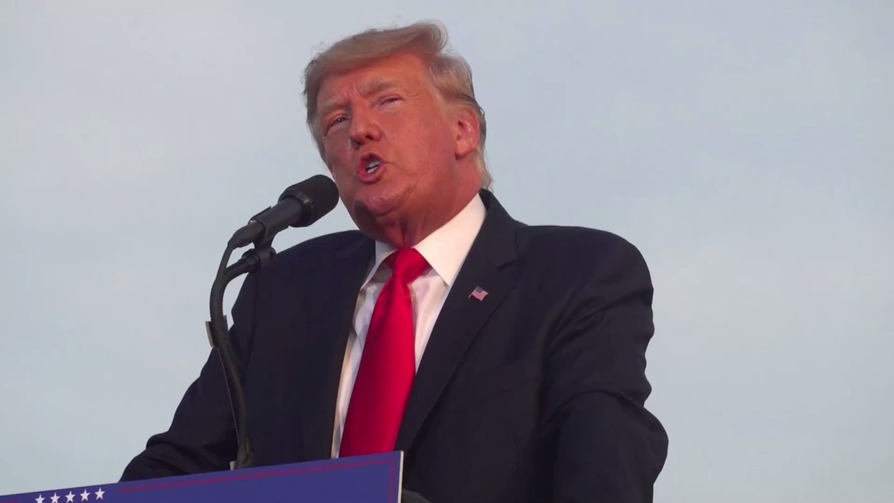 'Korruptes Zensurregime': Donald Trump klagt Twitter und Co. an