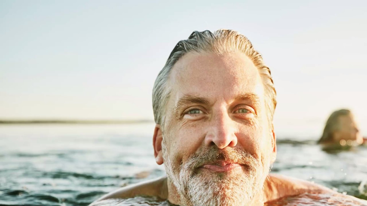 Aus diesem Grund solltest du öfter Schwimmen gehen