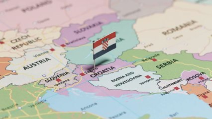 Hunderte Österreicher:innen bei Riesen-Party in Kroatien: Zahlreiche Geimpfte infizieren sich mit Corona