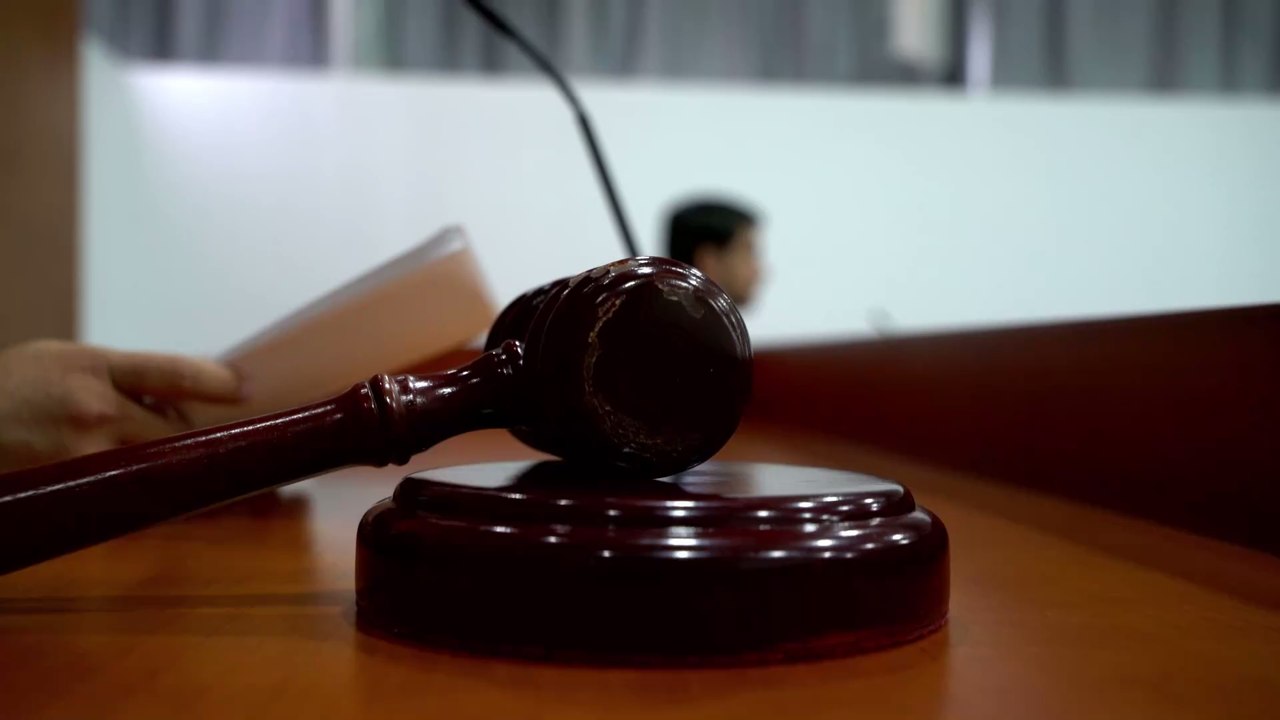 Verstörende Pakete verschickt: Ehemaliger eBay-Superviser muss wegen Cyber-Stalking 18 Monate in Haft